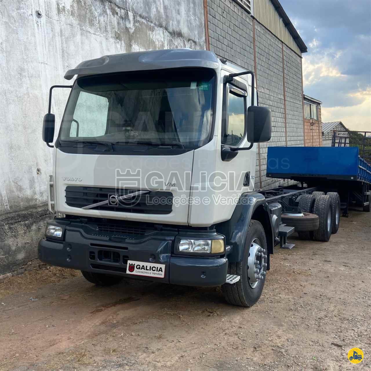 CAMINHAO VOLVO VOLVO VM 310 Cavalo Mecânico Cavalo 6x4 Galícia Locações e Vendas  BETIM MINAS GERAIS MG