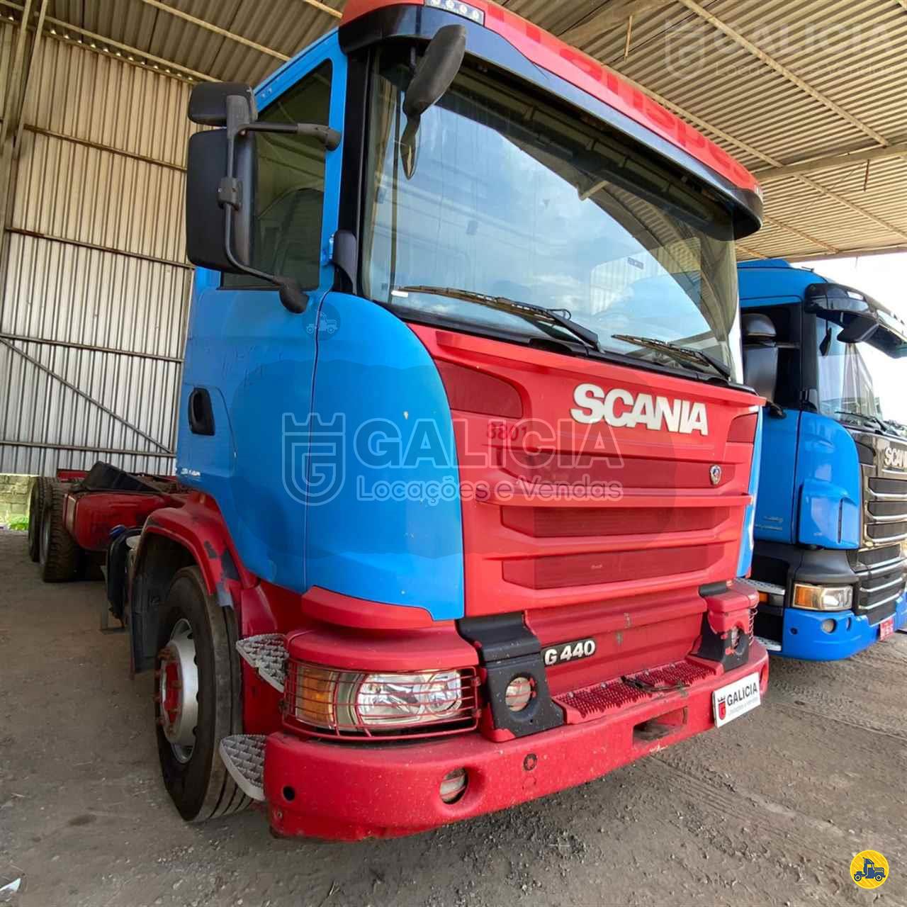 CAMINHAO SCANIA SCANIA G440 Chassis Truck 6x4 Galícia Locações e Vendas  BETIM MINAS GERAIS MG