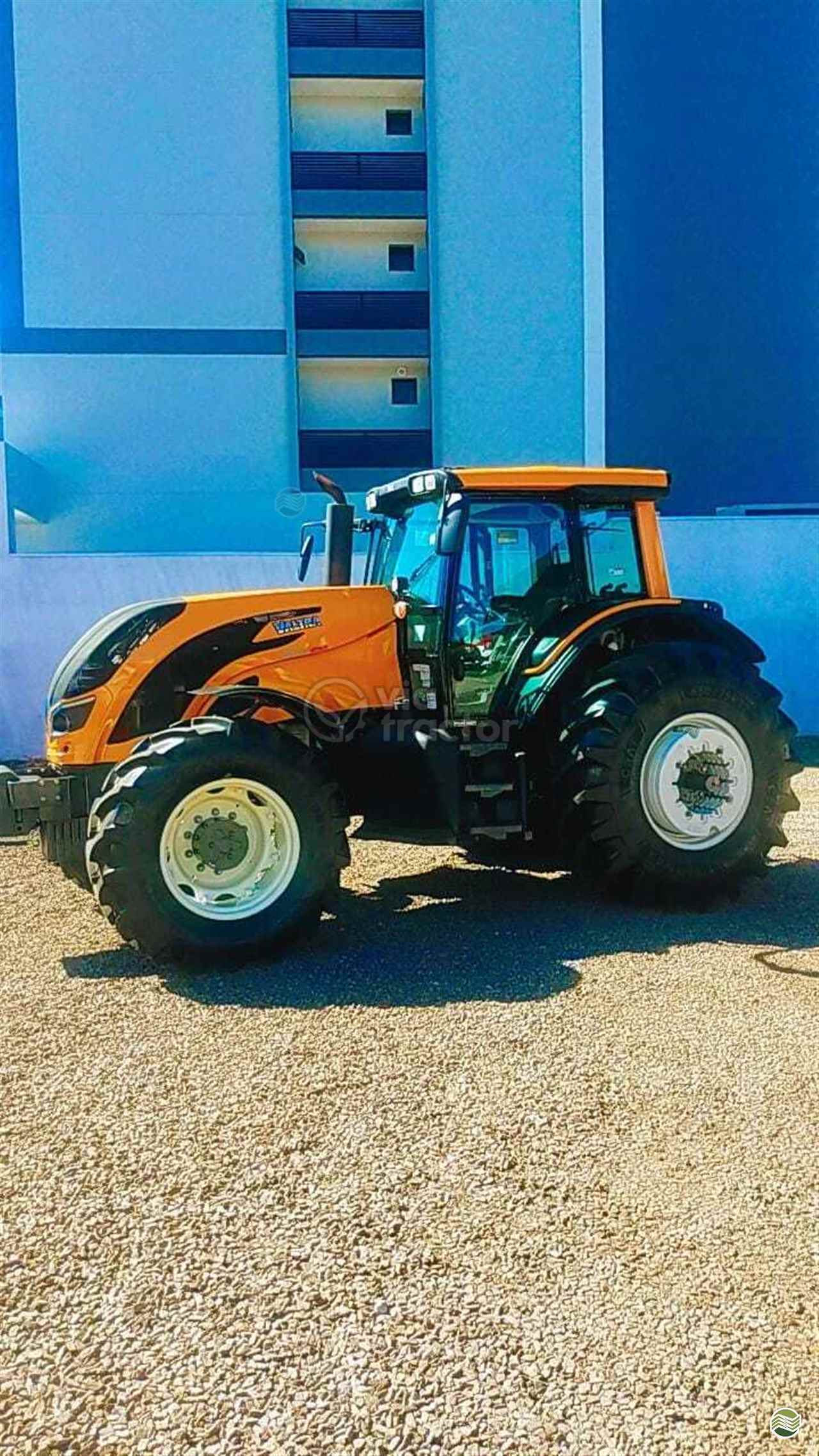 TRATOR VALTRA VALTRA BH 194 HiTech Tração 4x4 Via Tractor ERECHIM RIO GRANDE DO SUL RS