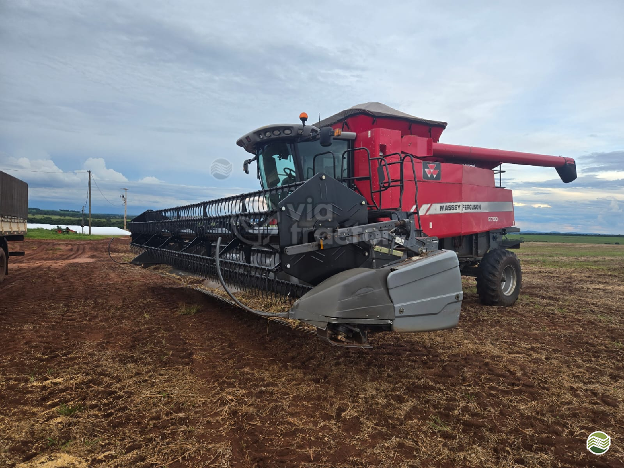 MF 9790 de Via Tractor