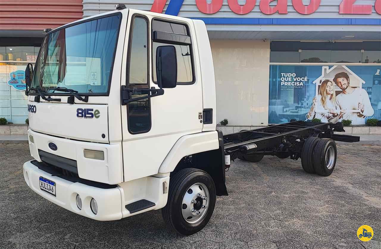 CAMINHAO FORD CARGO 815 Baú Furgão Toco 4x2 Primos Caminhões ICARA SANTA CATARINA SC