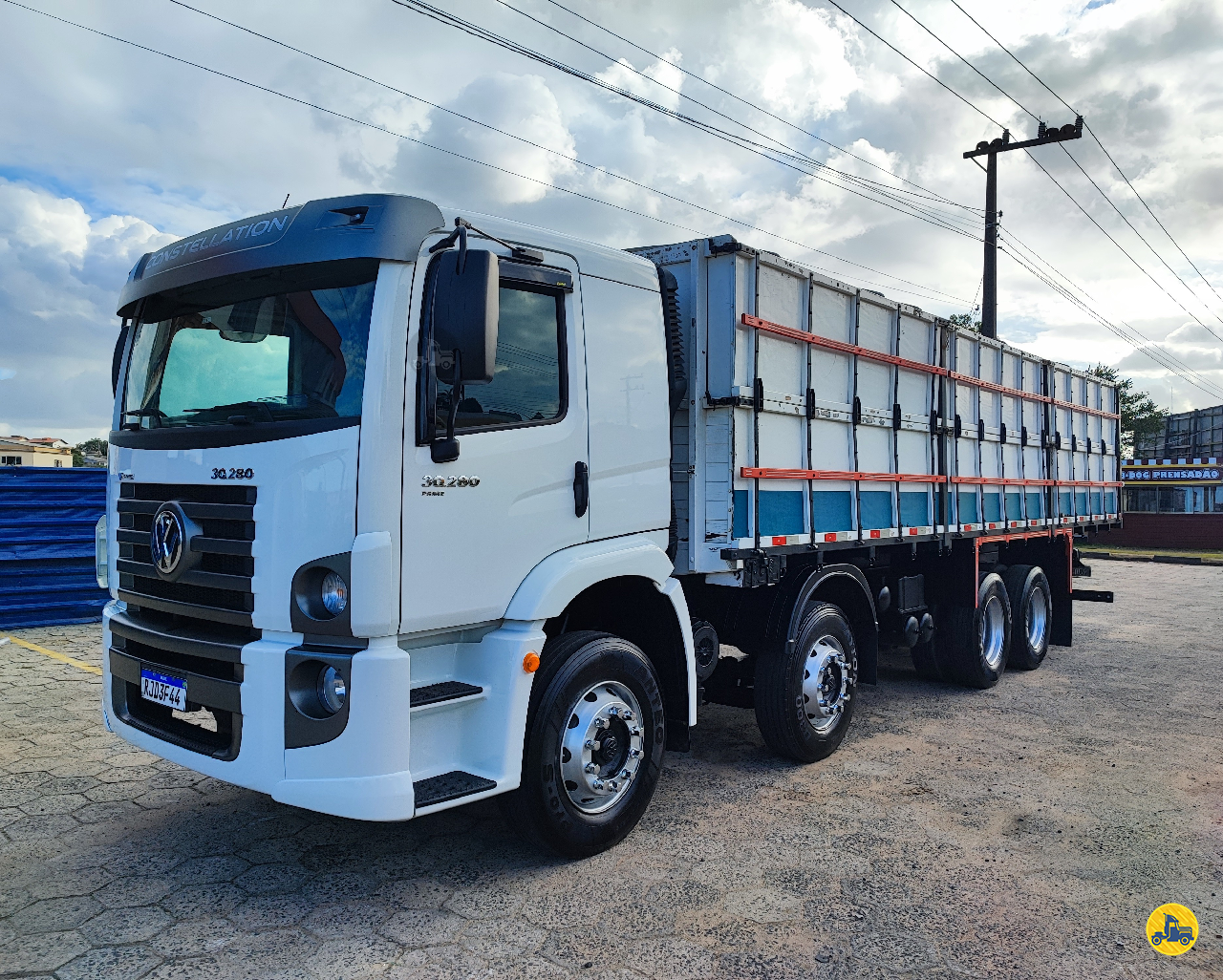 CAMINHAO VOLKSWAGEN VW 30280 Graneleiro BiTruck 8x2 Primos Caminhões ICARA SANTA CATARINA SC