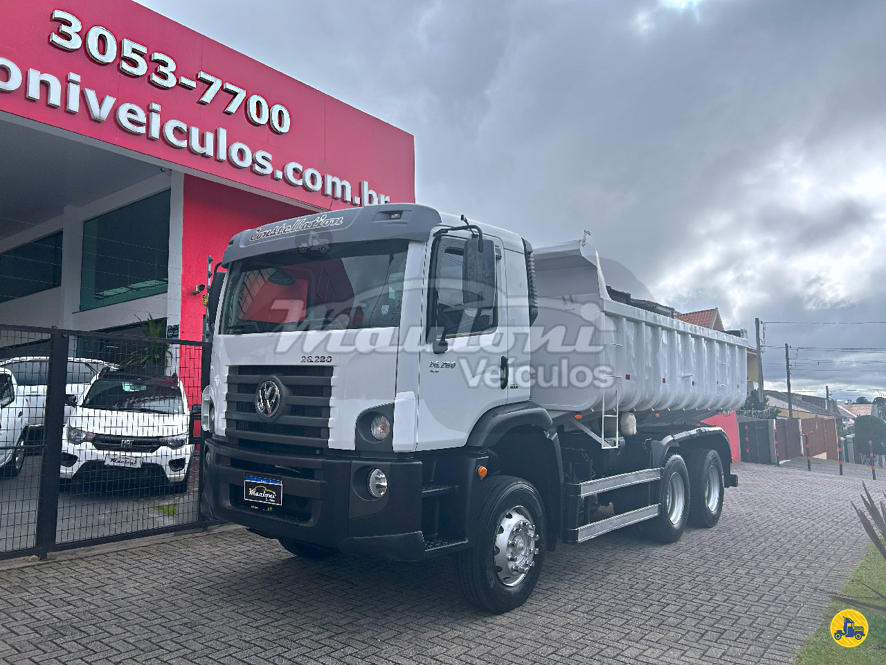 VW 26280 de Mauloni Veículos