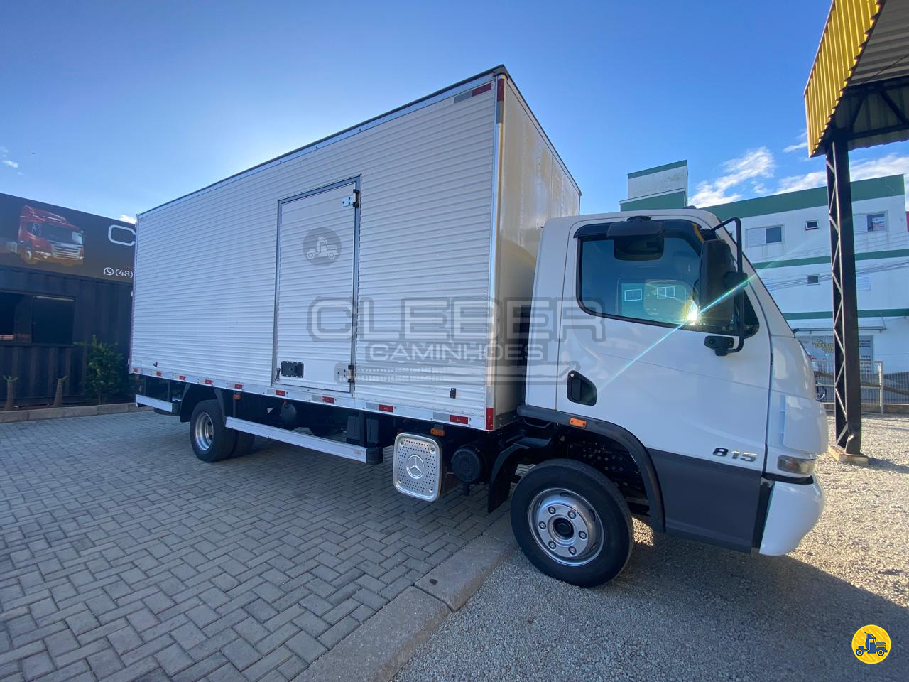 CAMINHAO MERCEDES-BENZ MB 815 Baú Furgão Toco 4x2 Cleber Caminhões COCAL DO SUL SANTA CATARINA SC