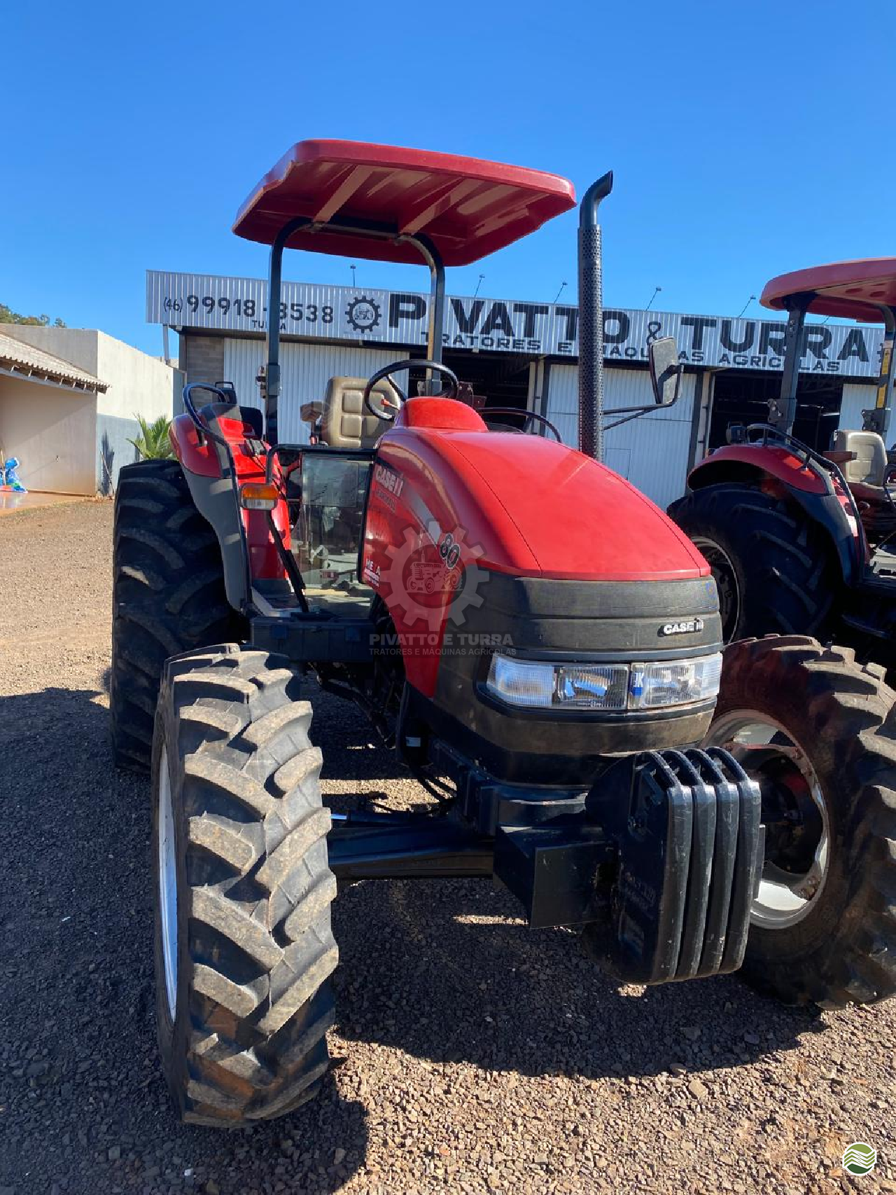 TRATOR CASE CASE Farmall 80 Tração 4x4 Pivatto Tratores e Máquinas Agrícolas REALEZA PARANÁ PR