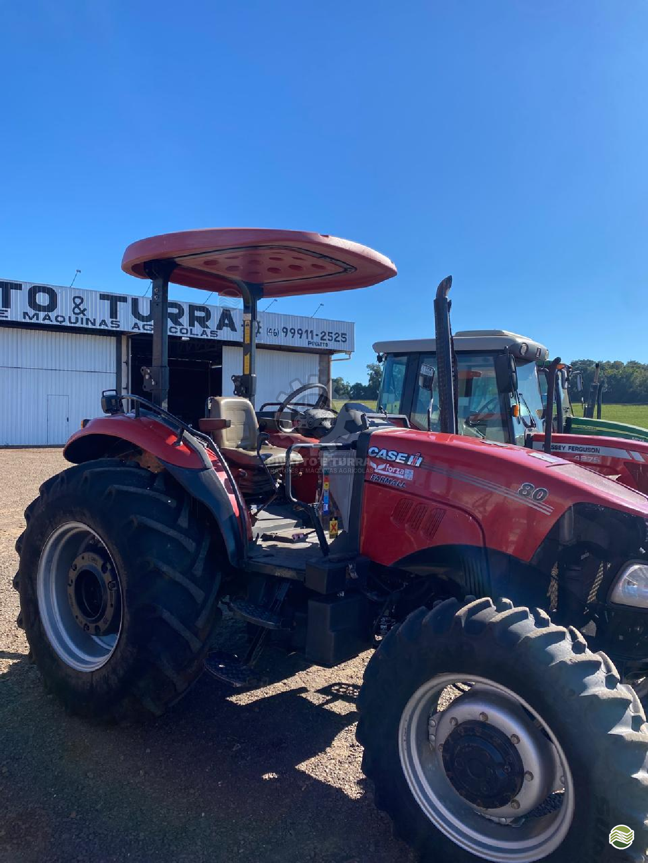 CASE Farmall 80 de Pivatto Tratores e Máquinas Agrícolas