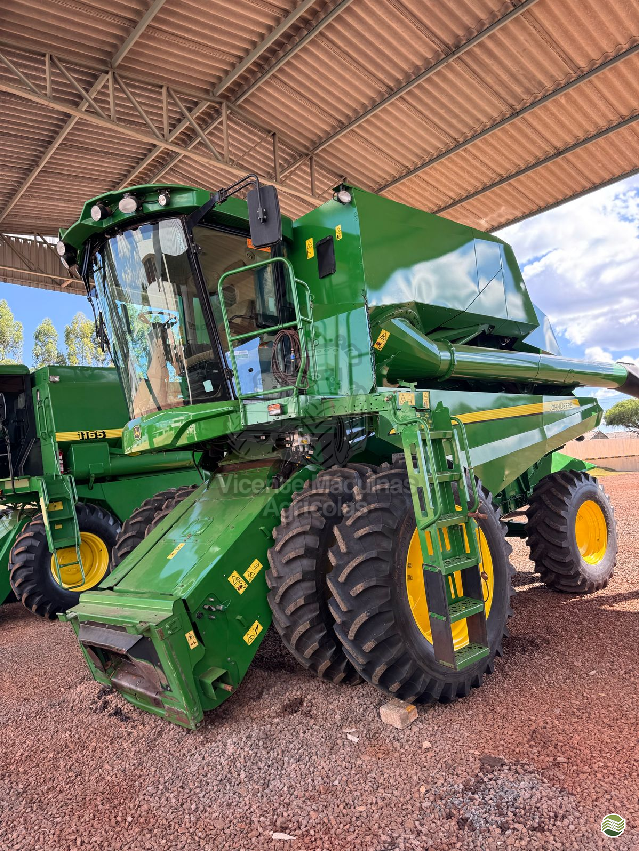 COLHEITADEIRA JOHN DEERE JOHN DEERE S440 Vicente Máquinas Agrícolas CASCAVEL PARANÁ PR