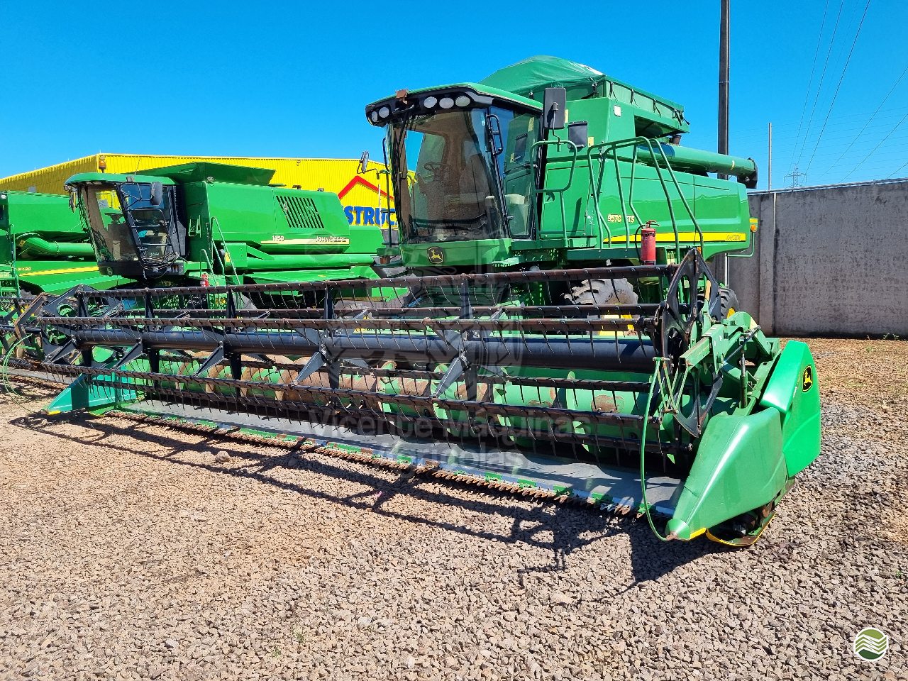 COLHEITADEIRA JOHN DEERE JOHN DEERE 9570 STS Vicente Máquinas Agrícolas CASCAVEL PARANÁ PR