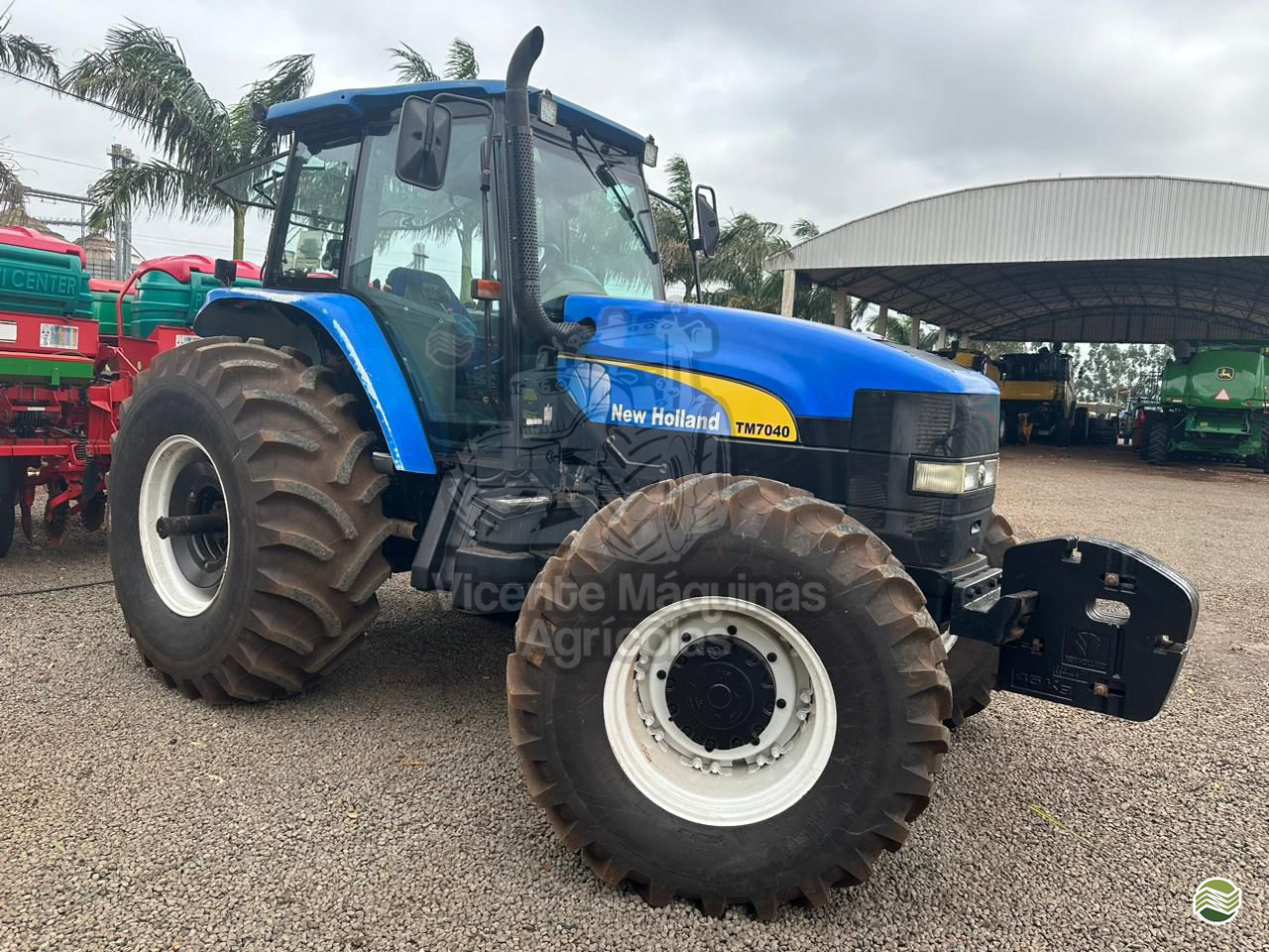 TRATOR NEW HOLLAND NEW TM 7040 Tração 4x4 Vicente Máquinas Agrícolas CASCAVEL PARANÁ PR