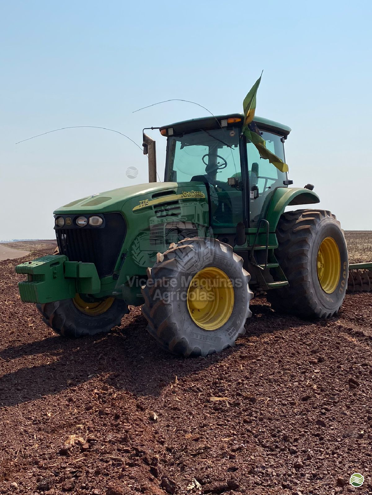 TRATOR JOHN DEERE JOHN DEERE 7715 Tração 4x4 Vicente Máquinas Agrícolas CASCAVEL PARANÁ PR