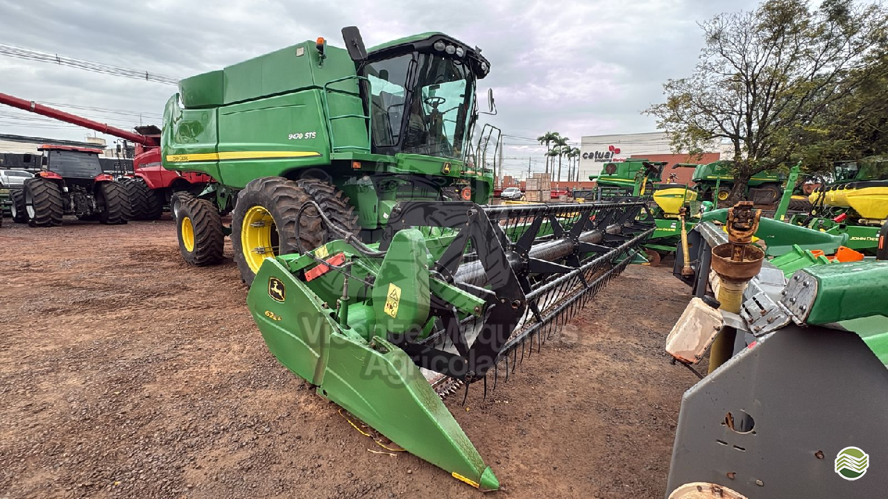 COLHEITADEIRA JOHN DEERE JOHN DEERE 9470 STS Vicente Máquinas Agrícolas CASCAVEL PARANÁ PR