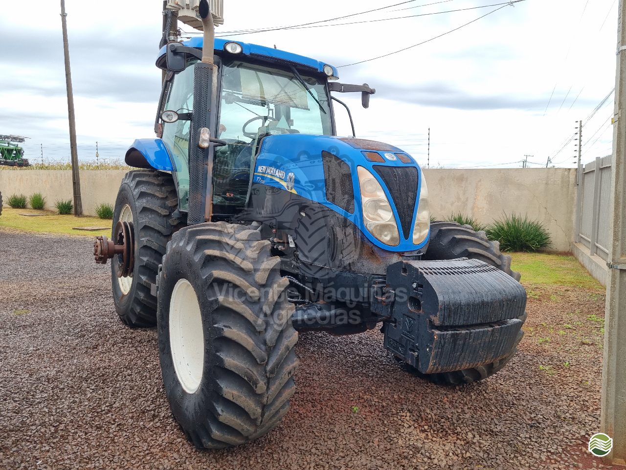 TRATOR NEW HOLLAND NEW T7 205 Tração 4x4 Vicente Máquinas Agrícolas CASCAVEL PARANÁ PR
