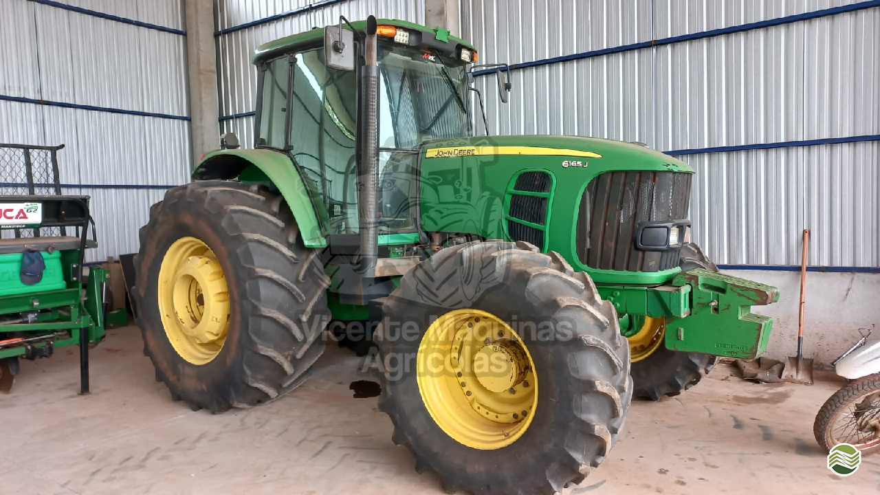 TRATOR JOHN DEERE JOHN DEERE 6165J Tração 4x4 Vicente Máquinas Agrícolas CASCAVEL PARANÁ PR