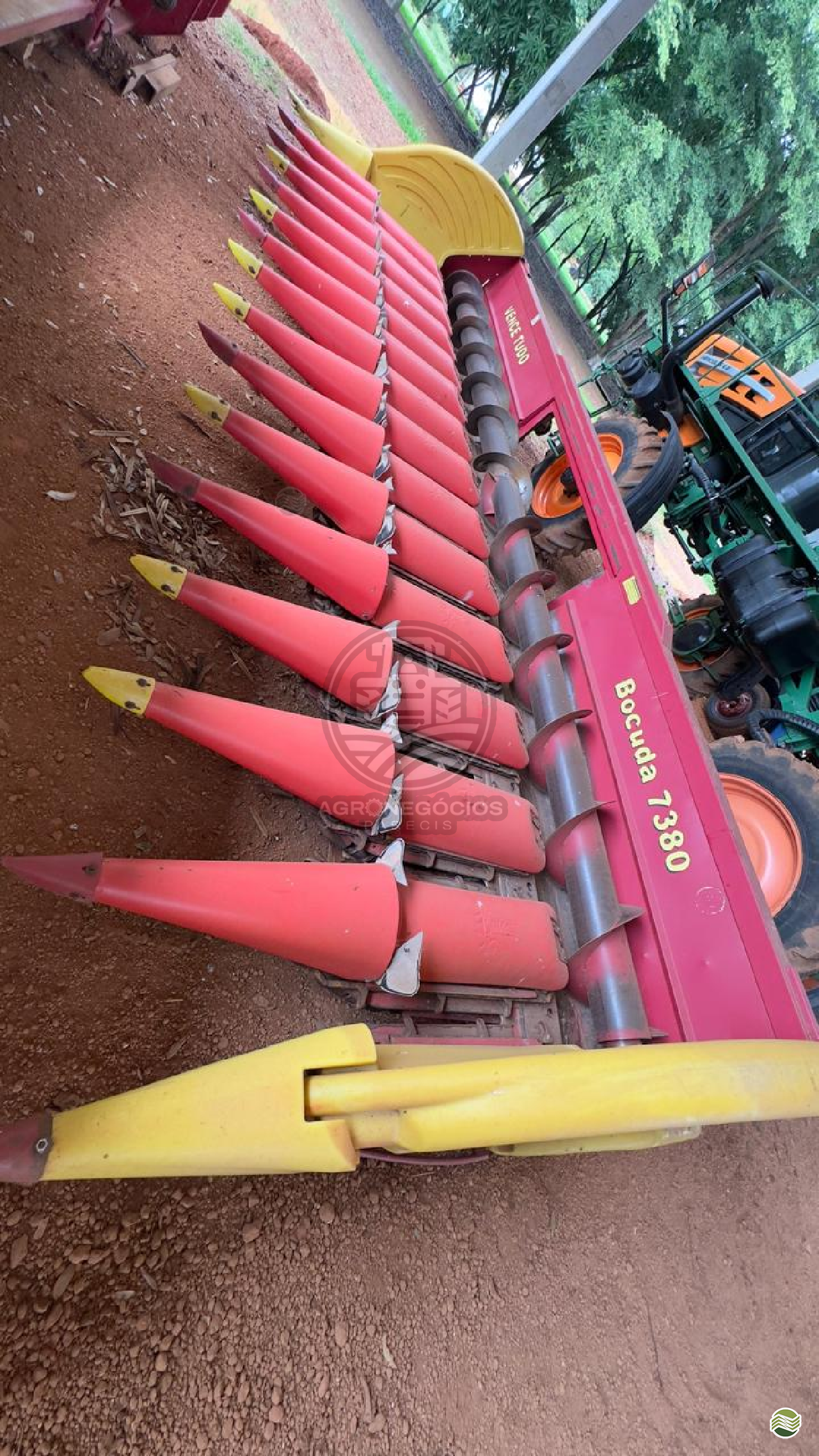 PLATAFORMA COLHEITADEIRA VENCE TUDO VENCE TUDO Agronegócios Parecis CAMPO NOVO DO PARECIS MATO GROSSO MT