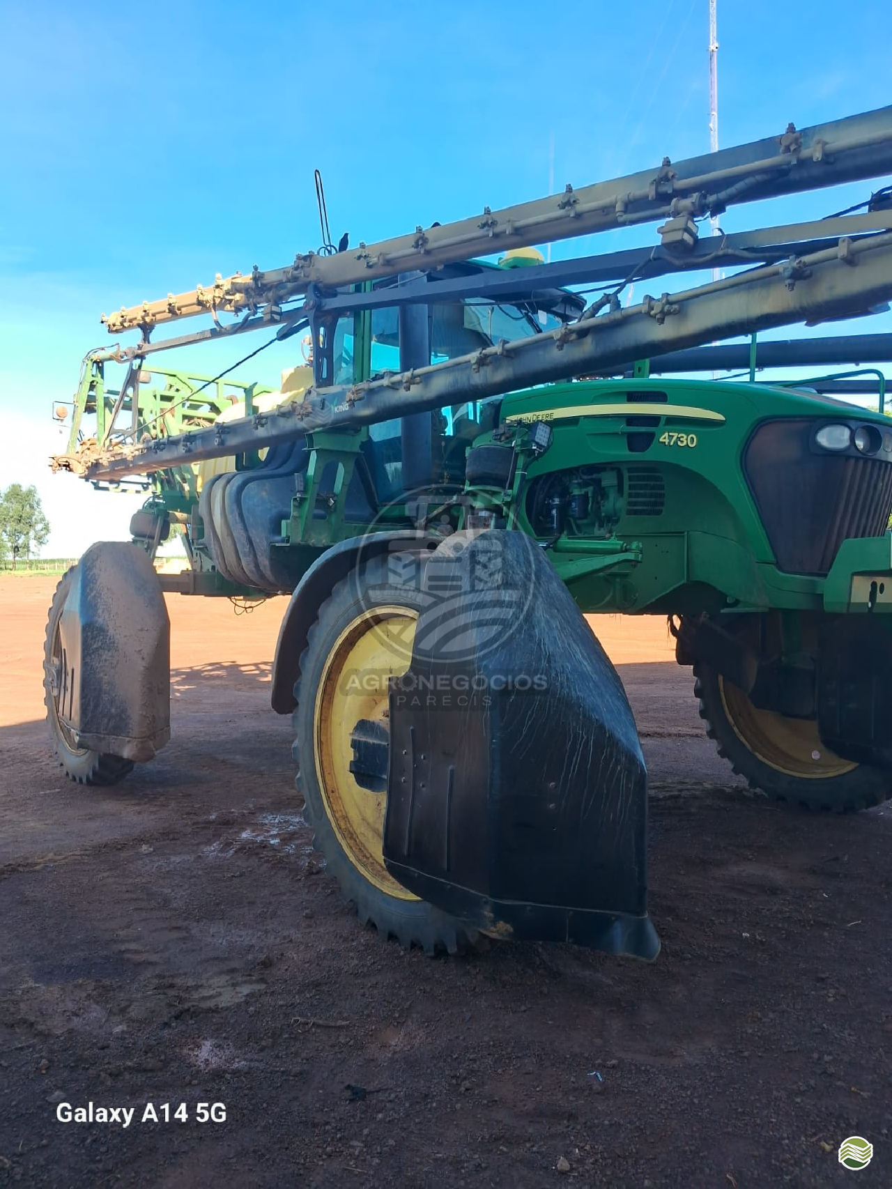 PULVERIZADOR JOHN DEERE JOHN DEERE 4730 Tração 4x4 Agronegócios Parecis CAMPO NOVO DO PARECIS MATO GROSSO MT