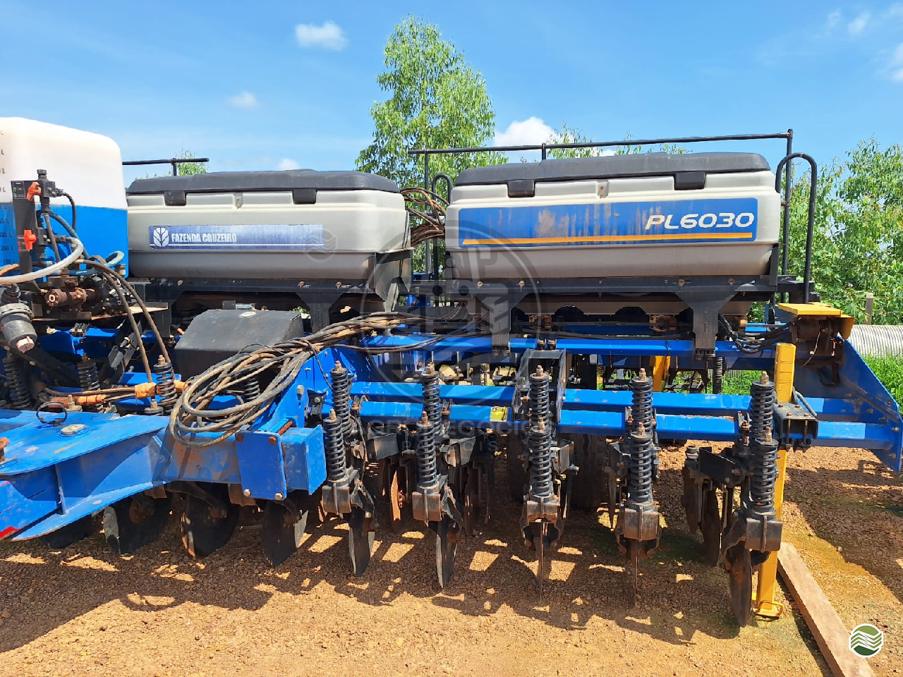PLANTADEIRA NEW HOLLAND PL 6030 Agronegócios Parecis CAMPO NOVO DO PARECIS MATO GROSSO MT