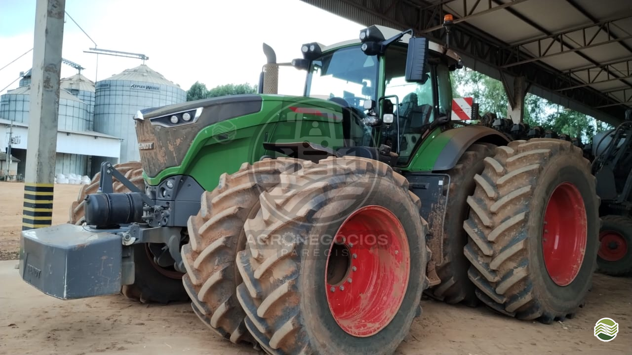 TRATOR FENDT 1050 Vario Tração 4x4 Agronegócios Parecis CAMPO NOVO DO PARECIS MATO GROSSO MT
