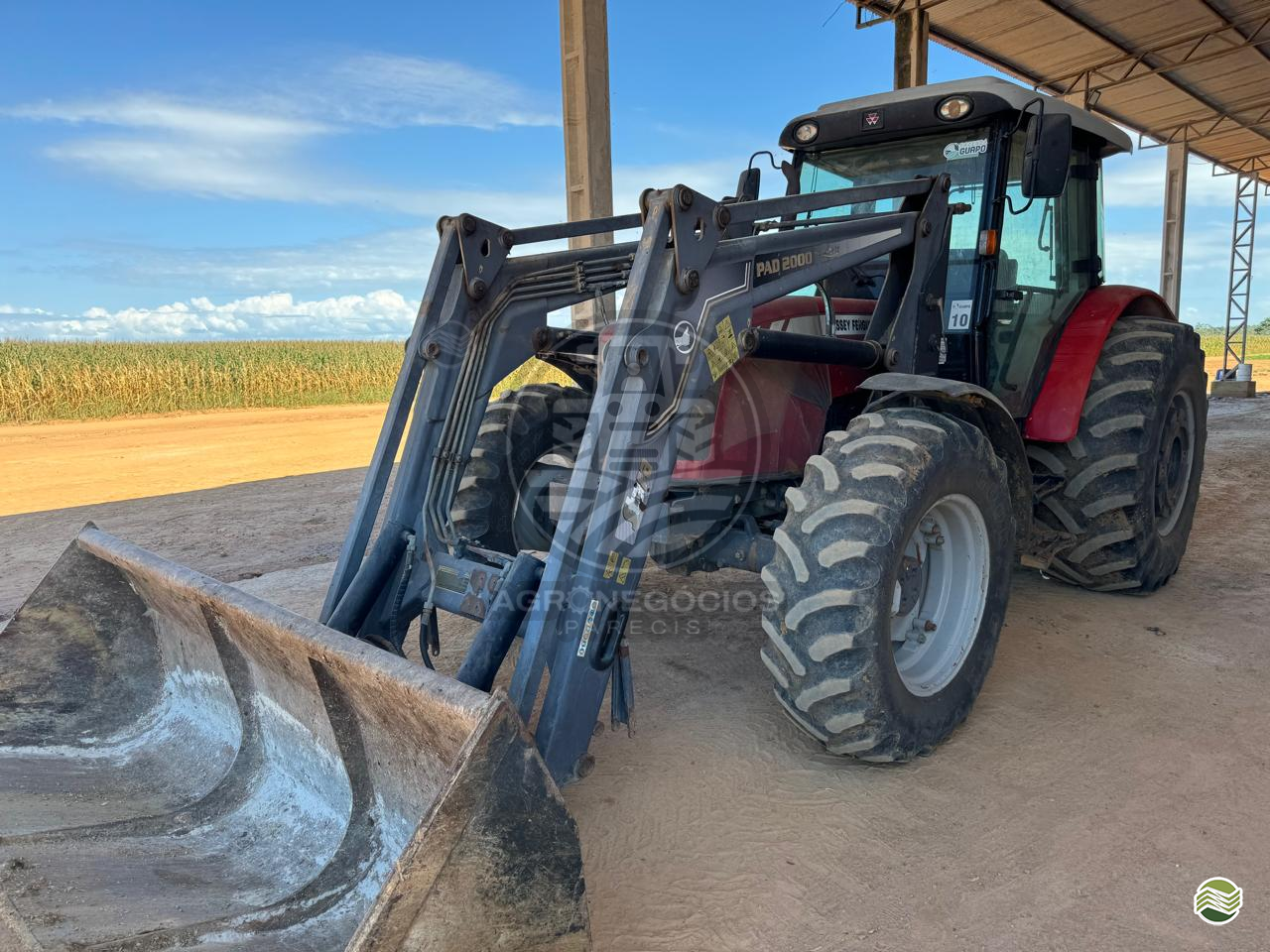 TRATOR MASSEY FERGUSON MF 4299 Tração 4x4 Agronegócios Parecis CAMPO NOVO DO PARECIS MATO GROSSO MT