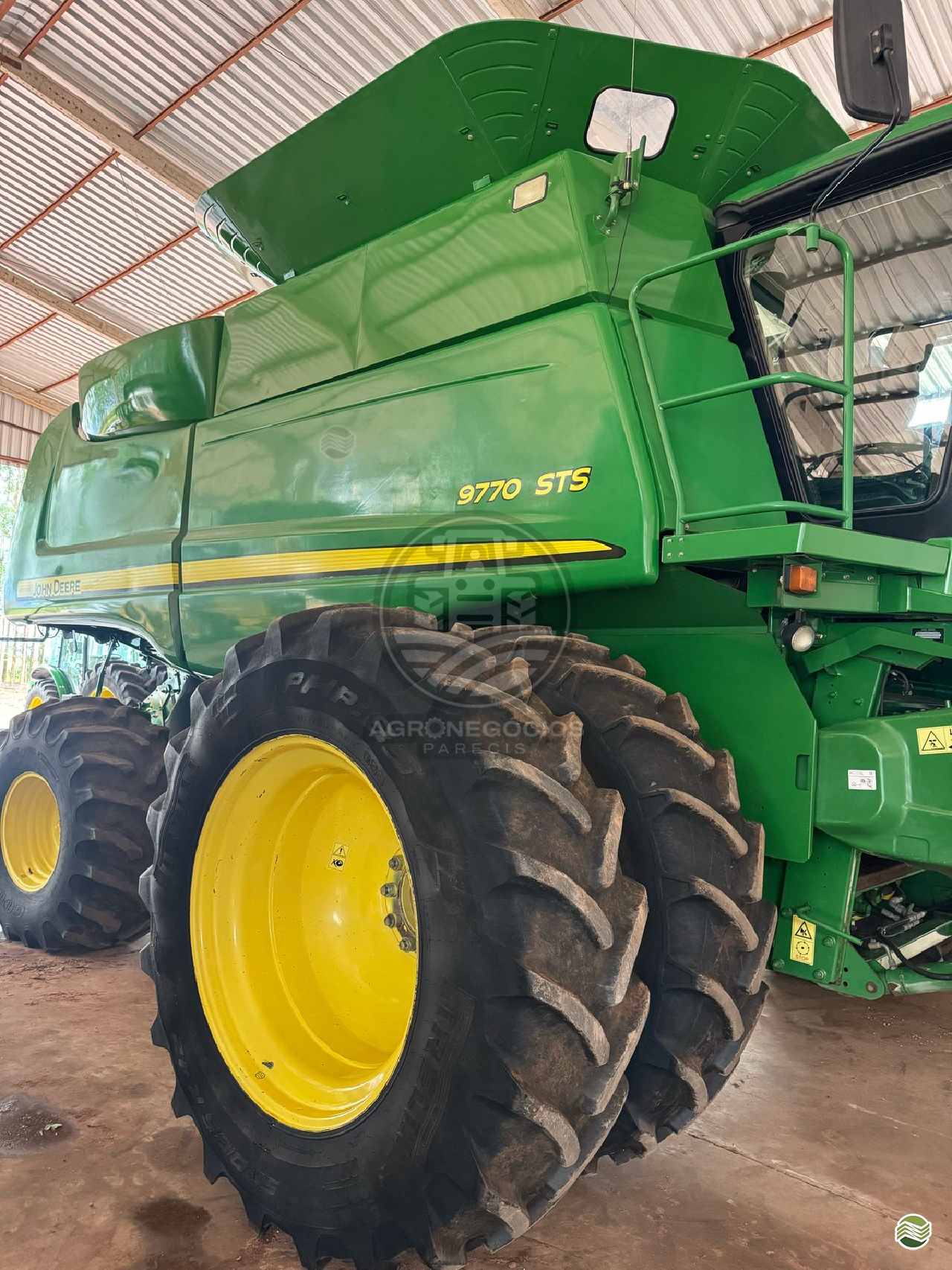 COLHEITADEIRA JOHN DEERE JOHN DEERE 9770 STS Agronegócios Parecis CAMPO NOVO DO PARECIS MATO GROSSO MT