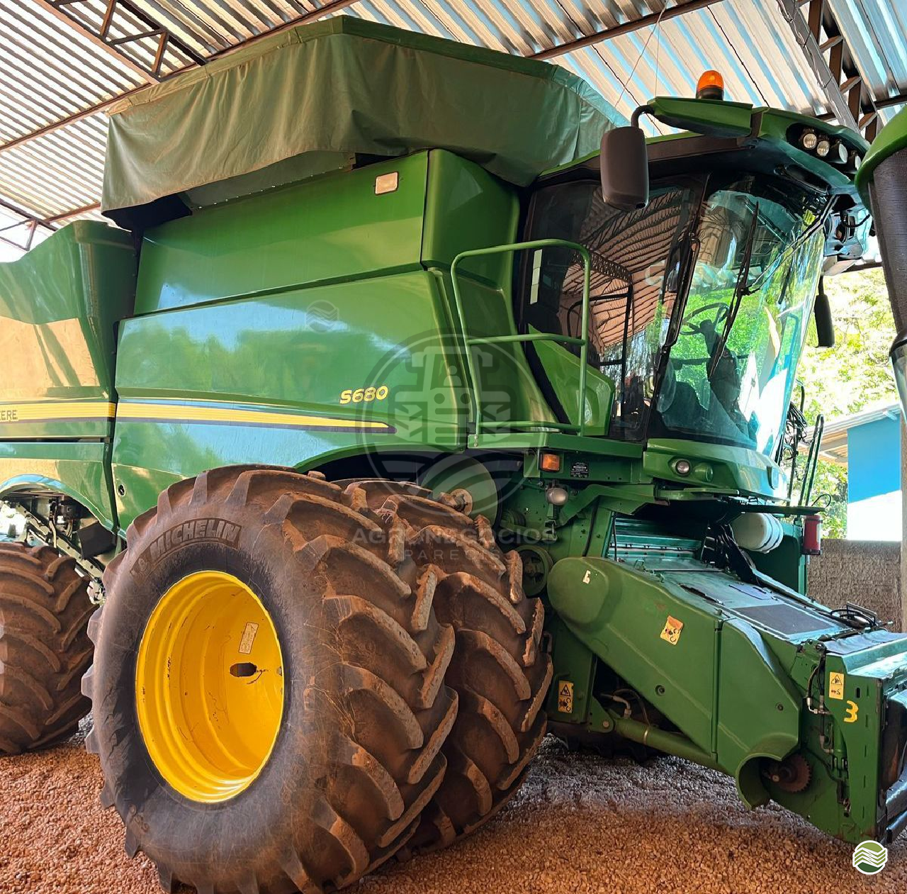 COLHEITADEIRA JOHN DEERE JOHN DEERE S680 Agronegócios Parecis CAMPO NOVO DO PARECIS MATO GROSSO MT