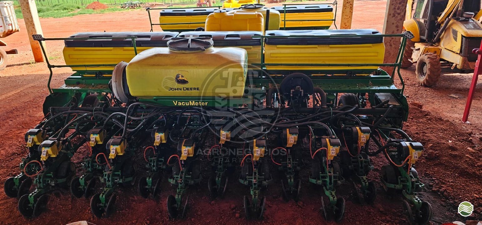 PLANTADEIRA JOHN DEERE PLANTADEIRAS 2126 Agronegócios Parecis CAMPO NOVO DO PARECIS MATO GROSSO MT
