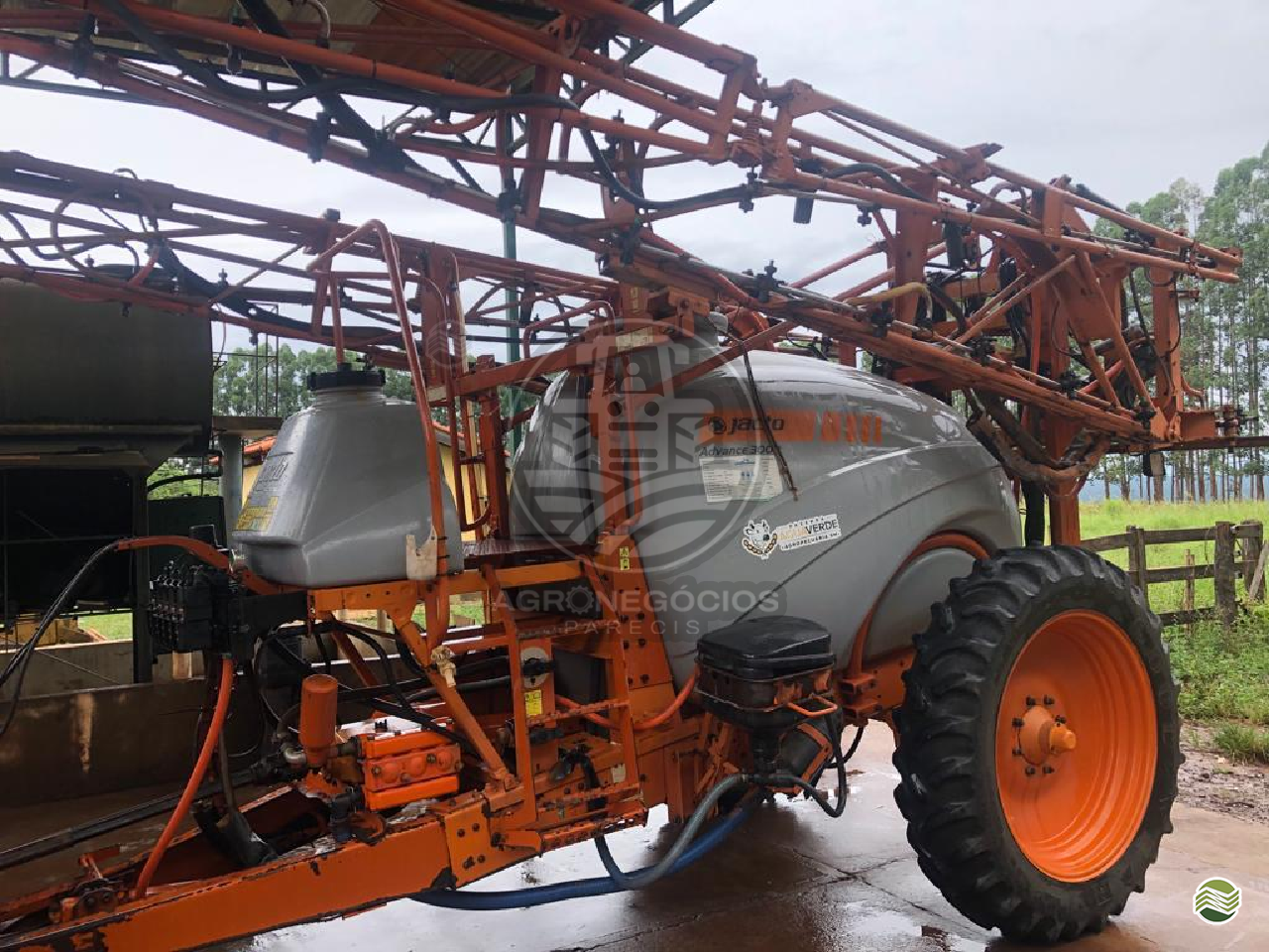 PULVERIZADOR JACTO ADVANCE 3000 AM21 Acoplado Hidráulico Agronegócios Parecis CAMPO NOVO DO PARECIS MATO GROSSO MT