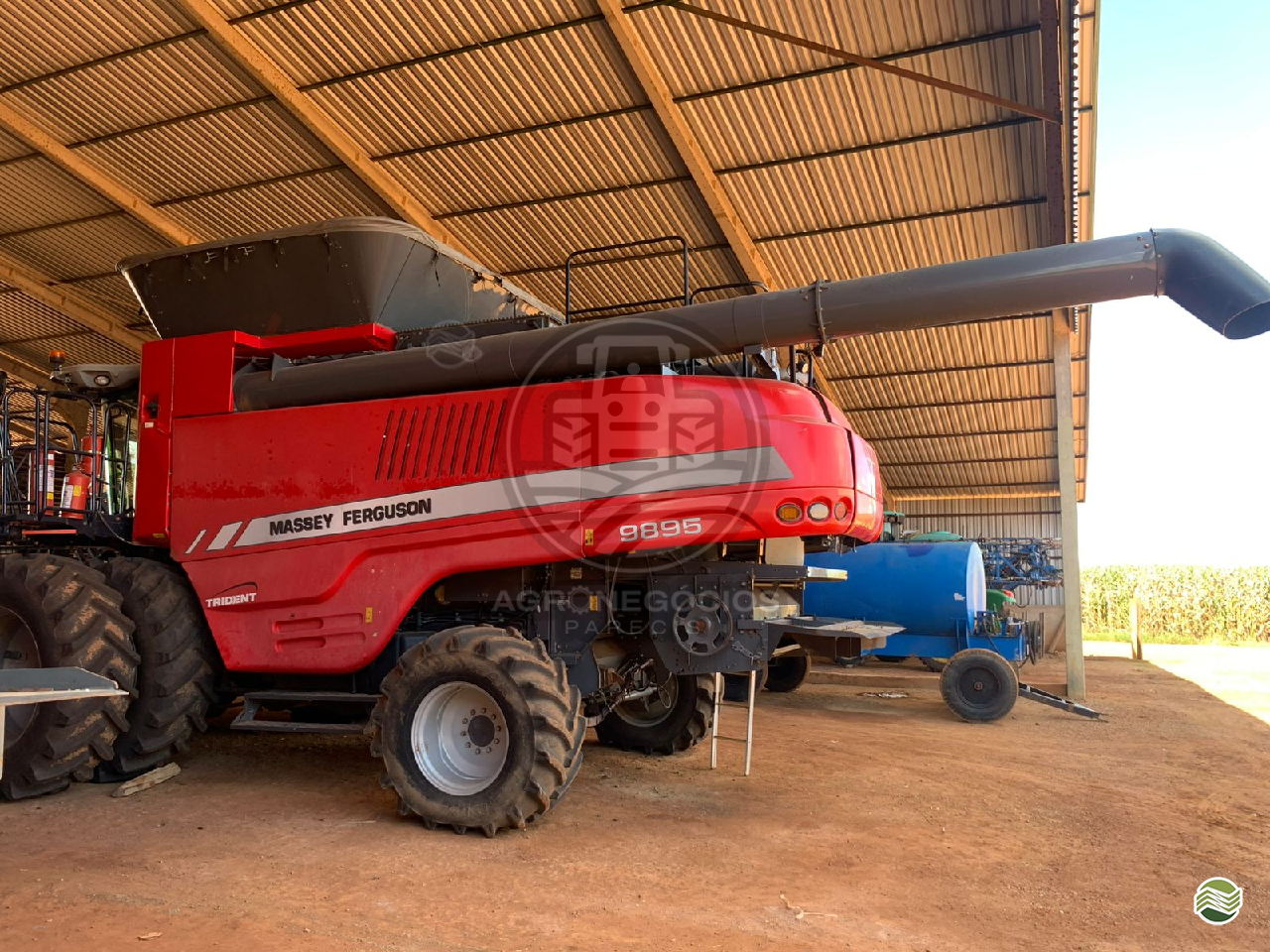 COLHEITADEIRA MASSEY FERGUSON MF 9895 Agronegócios Parecis CAMPO NOVO DO PARECIS MATO GROSSO MT