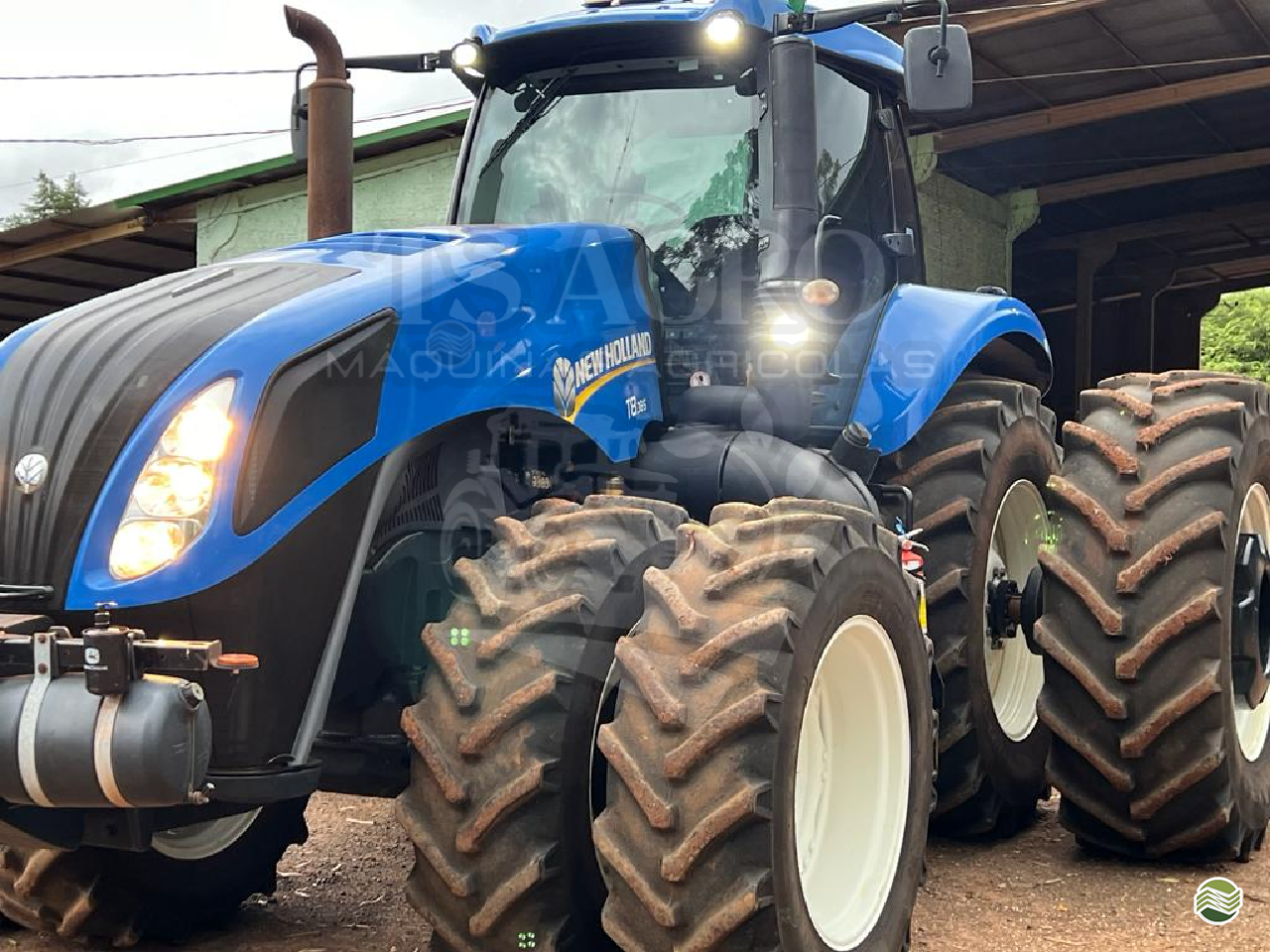 TRATOR NEW HOLLAND NEW T8 385 Tração 4x4 TS Agro Máquinas Agrícolas PRIMAVERA DO LESTE MATO GROSSO MT