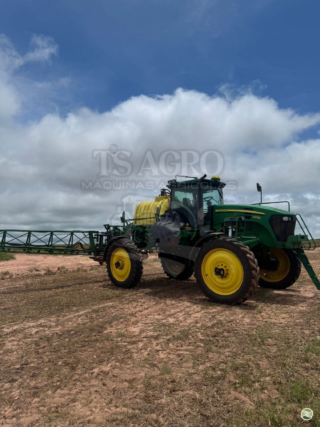 PULVERIZADOR JOHN DEERE JOHN DEERE 4730 Tração 4x4 TS Agro Máquinas Agrícolas PRIMAVERA DO LESTE MATO GROSSO MT