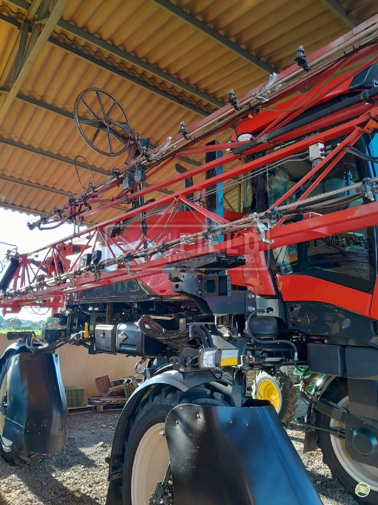 PULVERIZADOR KUHN FIGHTER 2500 Tração 4x4 Field Máquinas Agrícolas CLEVELANDIA PARANÁ PR