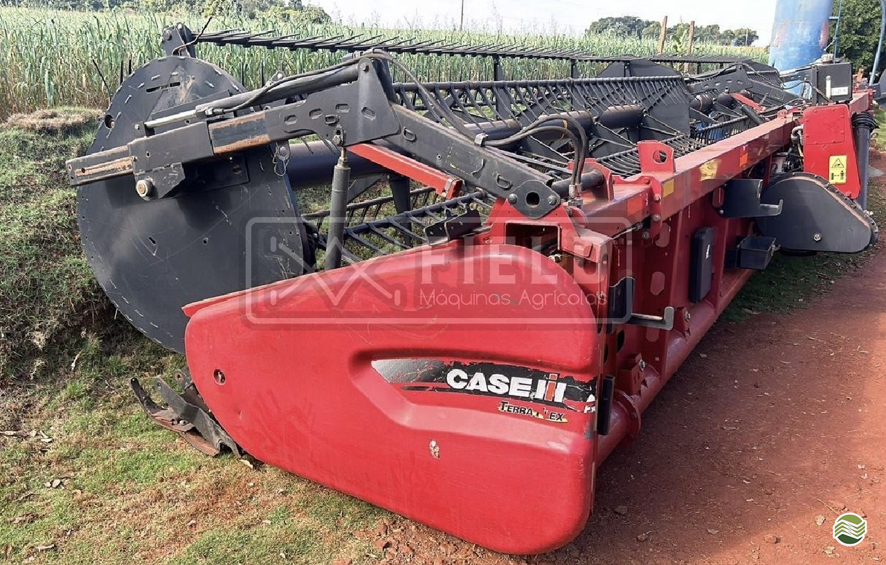 PLATAFORMA COLHEITADEIRA CASE TERRAFLEX 3162 Field Máquinas Agrícolas CLEVELANDIA PARANÁ PR