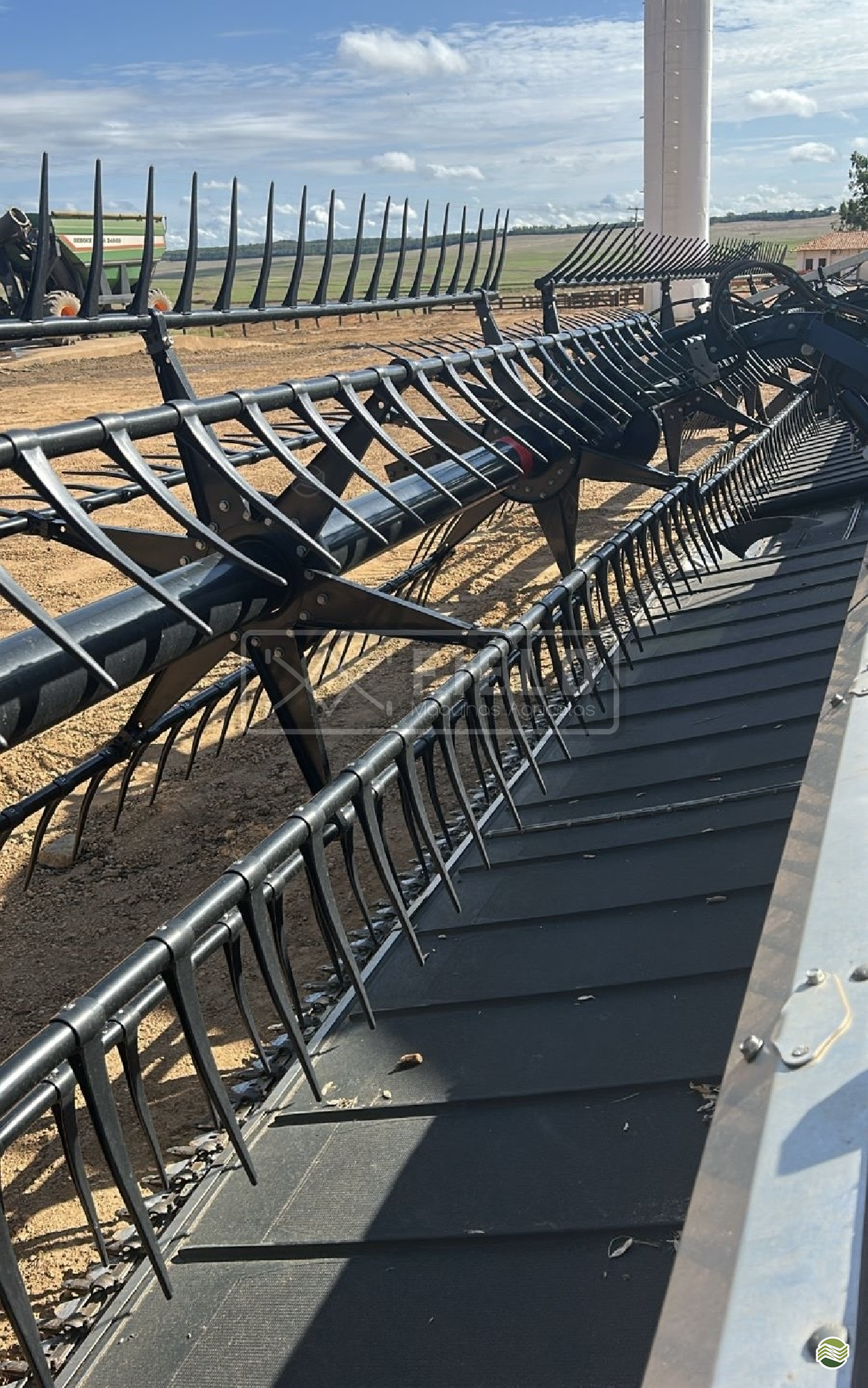 PLATAFORMA COLHEITADEIRA GTS FLEXDRAPER DS40 Field Máquinas Agrícolas CLEVELANDIA PARANÁ PR