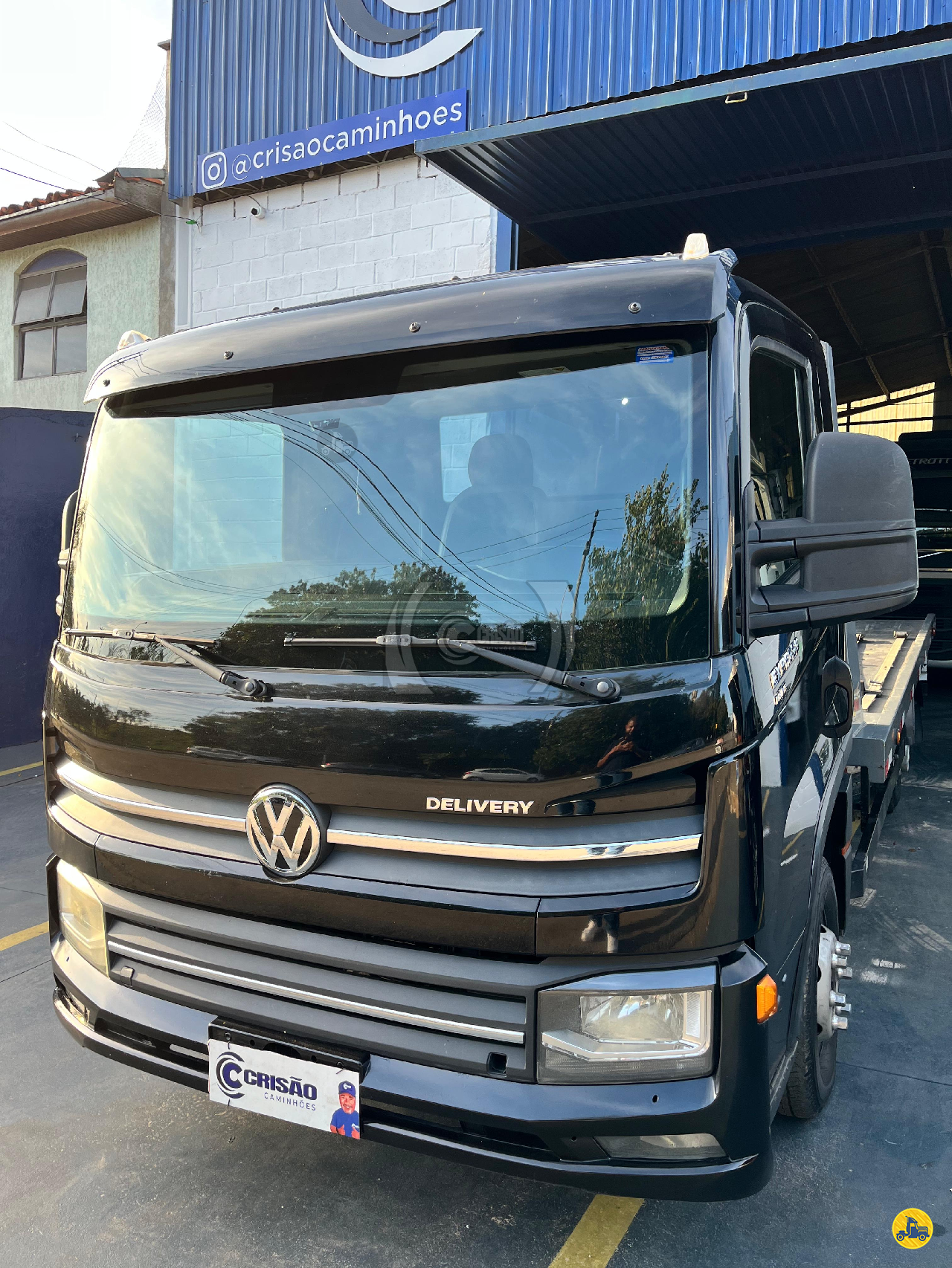 CAMINHAO VOLKSWAGEN DELIVERY EXPRESS Plataforma Guincho 3/4 4x2 Crisão Caminhões SOROCABA SÃO PAULO SP