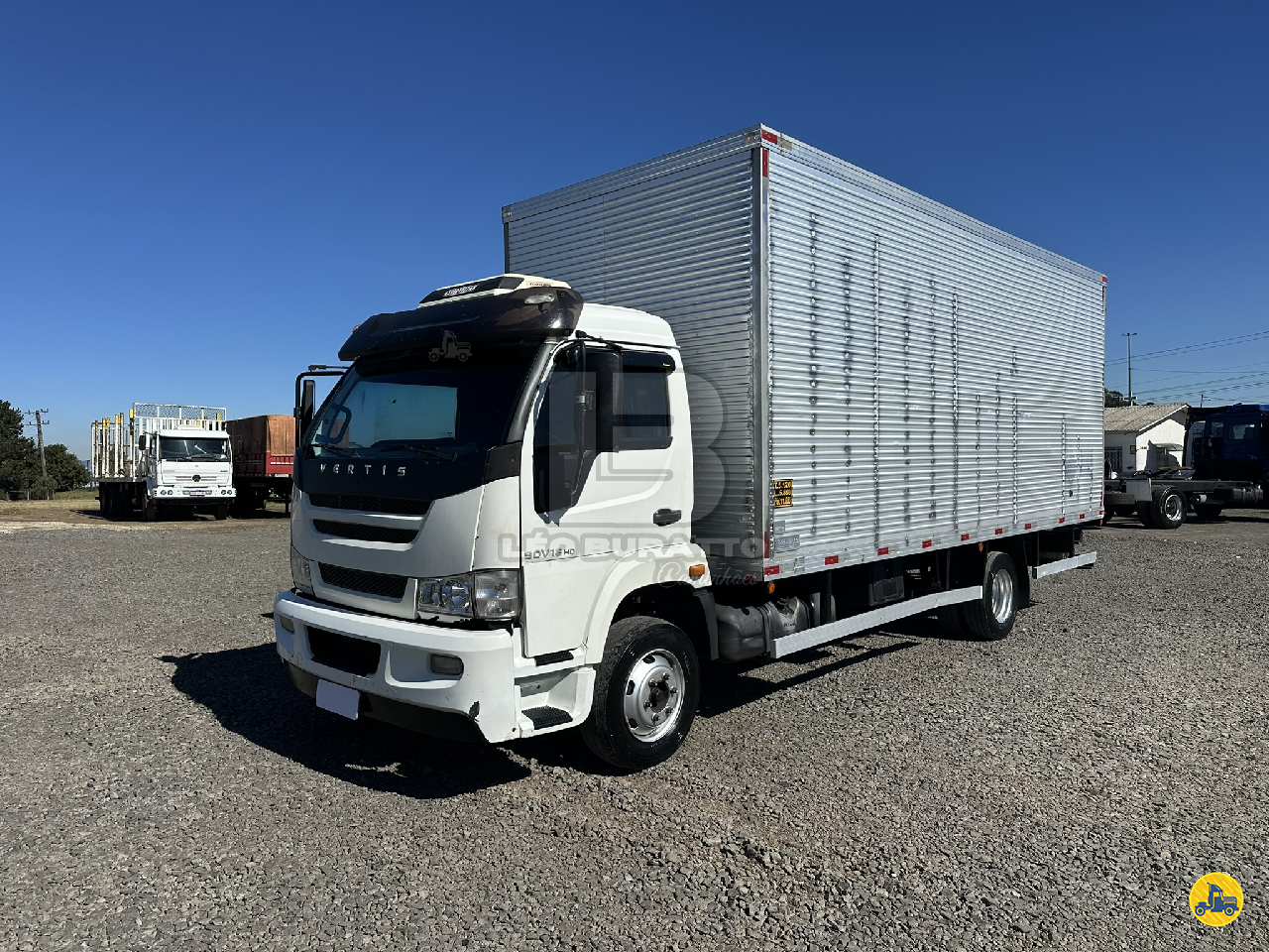 CAMINHAO IVECO VERTIS HD 90V18 Baú Furgão 3/4 4x2 Léo Buratto Caminhões LAGES SANTA CATARINA SC