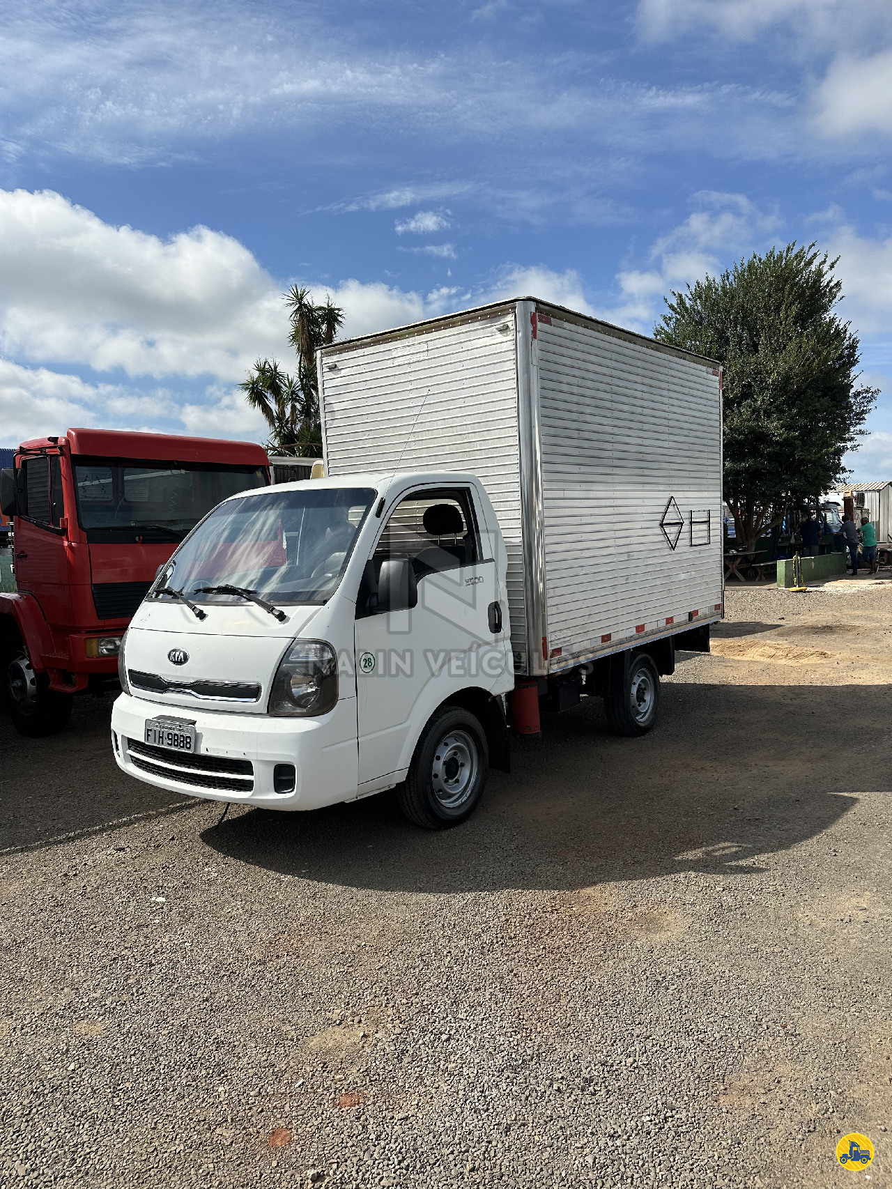 UTILITARIOS KIA MOTORS Bongo K-2500 Nalin Veículos CAMBE PARANÁ PR